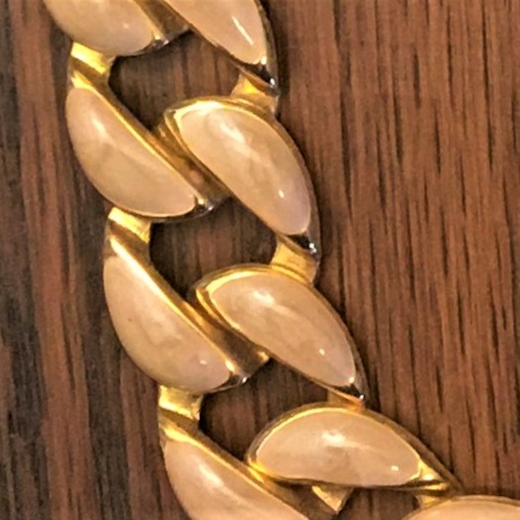 Necklace Bracelet Earrings Set - Picture 3 of 4